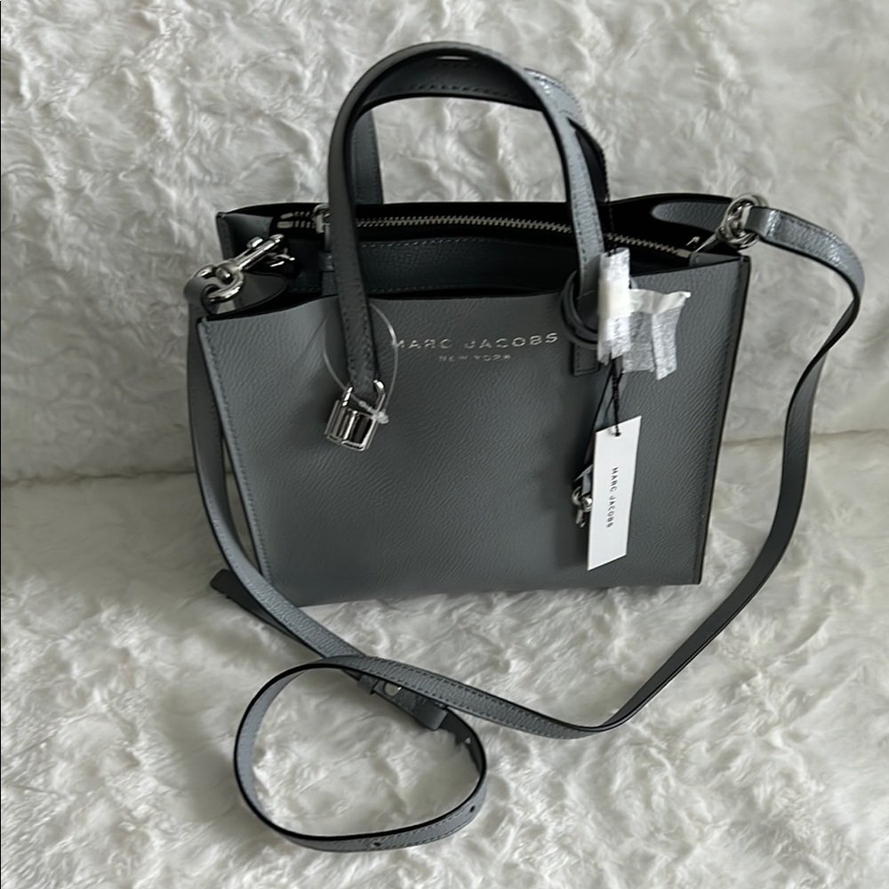 Marc Jacobs Gray Crossbody Bag Modern Design